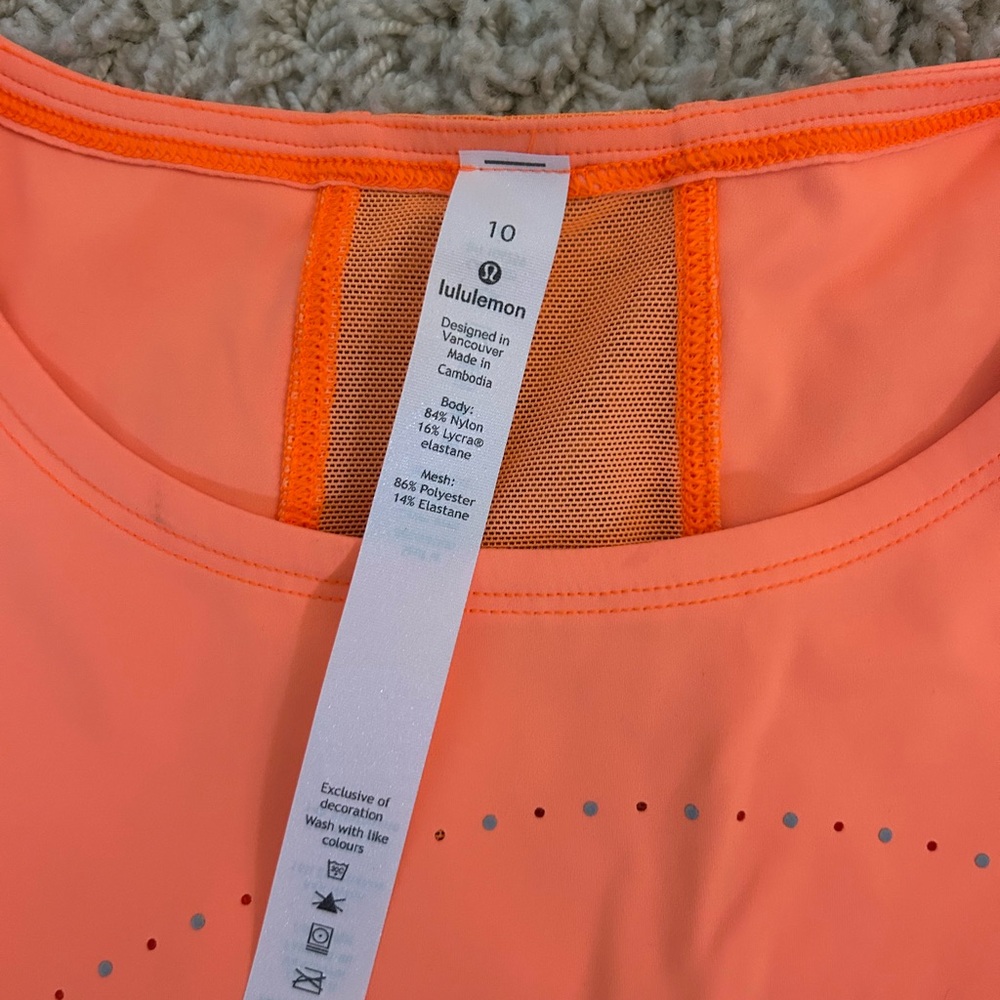 Lululemon Tank - Picture 3 of 5